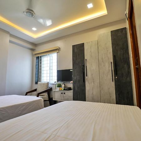 Hotel Ceasta, Beside Us Consulate Hyderabad, Gachibowli Gundipet Eksteriør billede